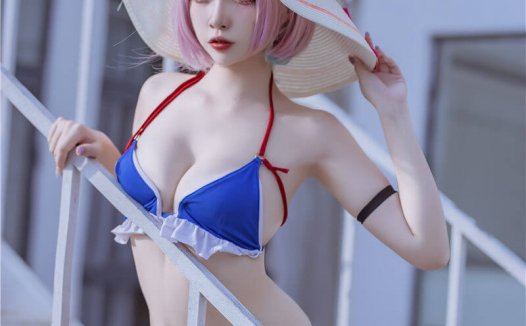 二佐nisa碧蓝航线系列,穿啥都好看圣诞女孩