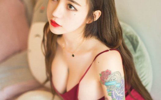 洛丽塔大哥买家秀,豪放的红色战袍