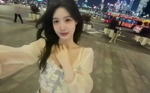 橙子喵酱风铃公主，正宗颜值博主你顶得住吗