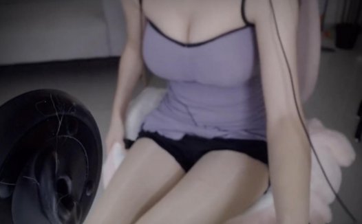 虎牙萌夏茉钞票枪视频,独特视角口腔音助眠